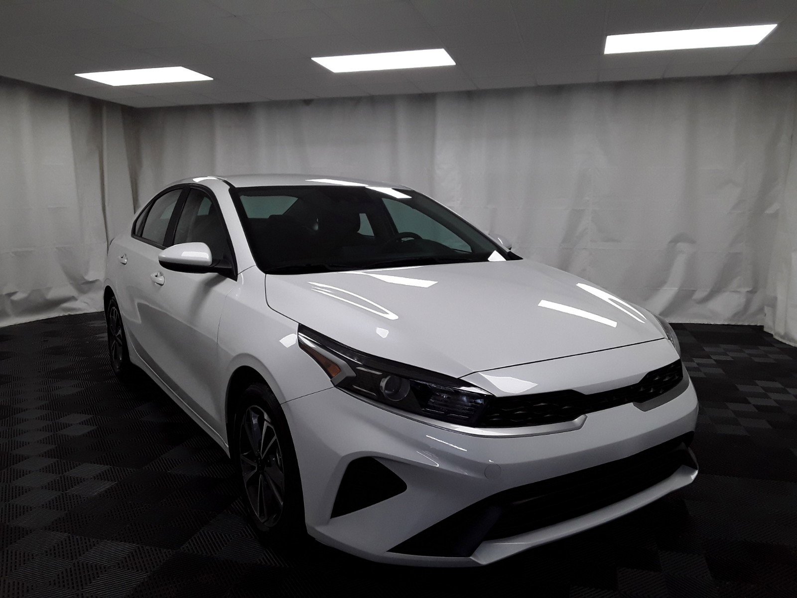 Used 2022 Kia Forte LXS IVT