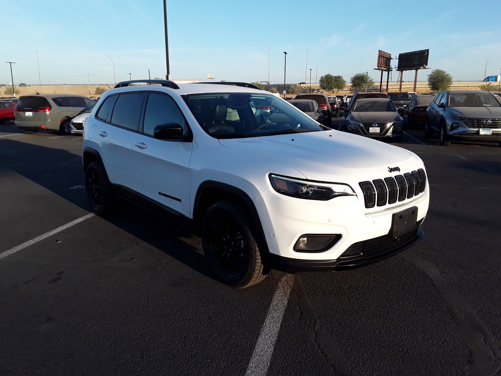 2023 Jeep Cherokee Altitude Lux 4x4