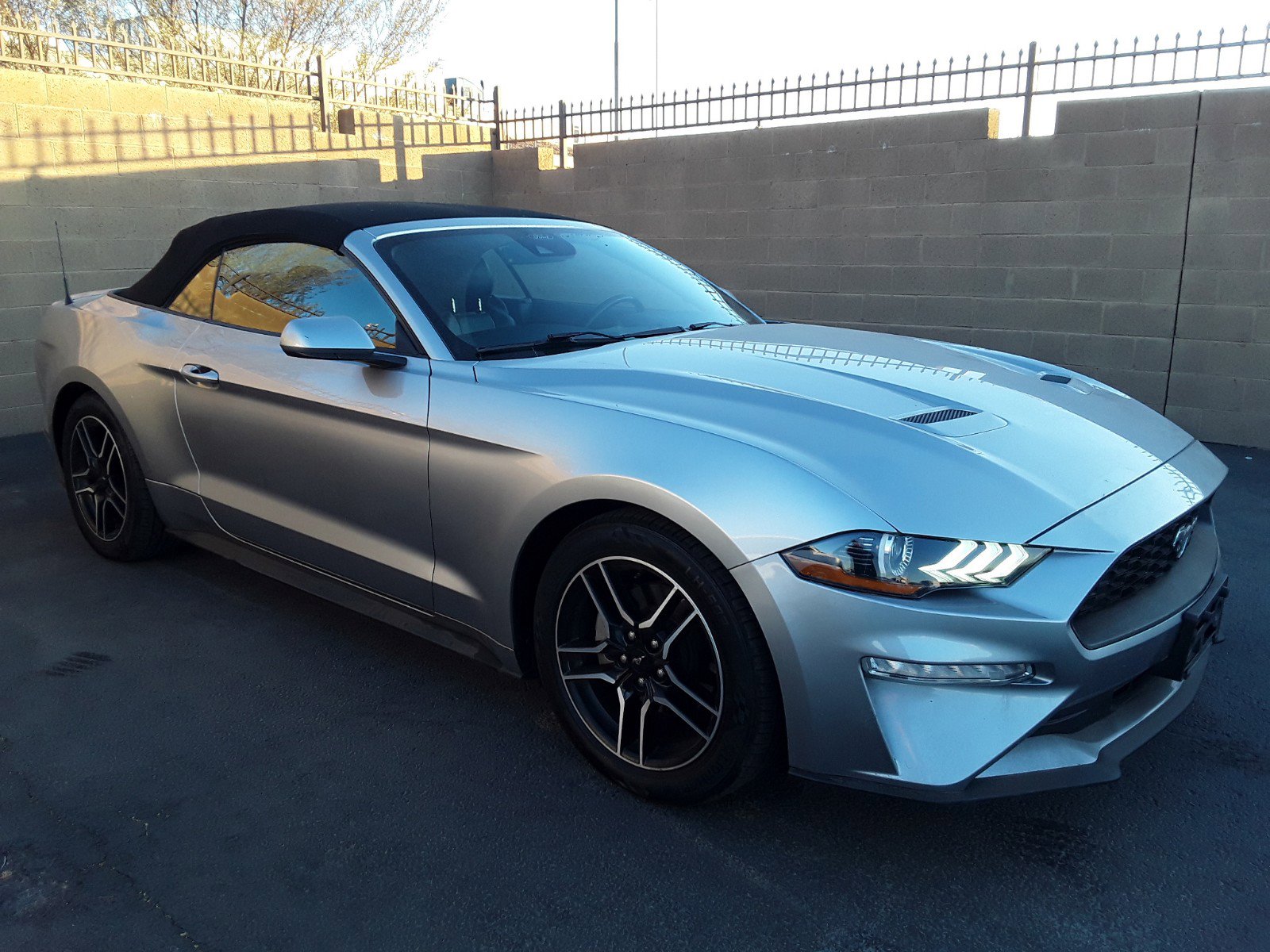 2022 Ford Mustang EcoBoost Premium Convertible