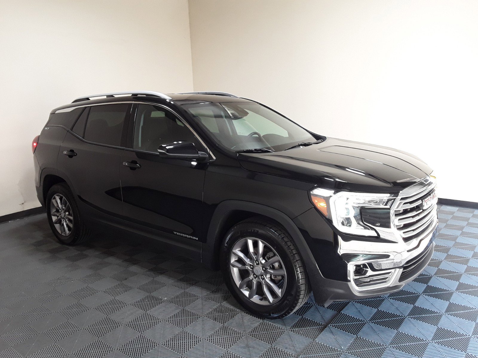 2024 GMC Terrain SLT FWD 4dr