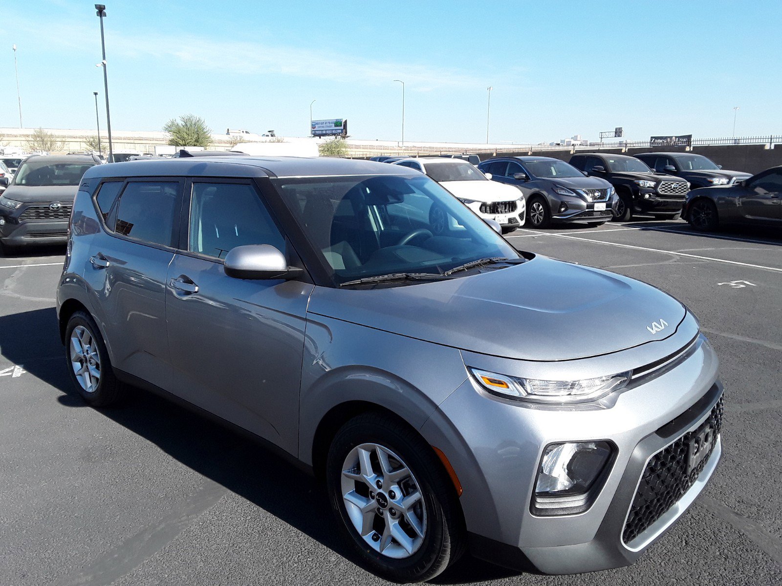 Used 2022 Kia Soul LX IVT