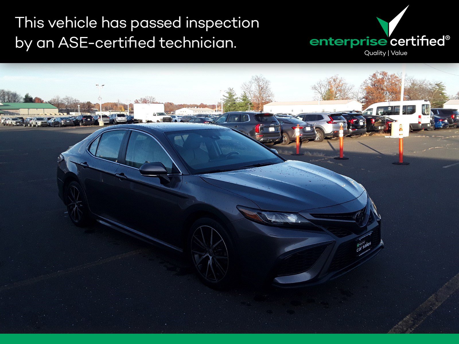 Used 2022 Toyota Camry SE Auto