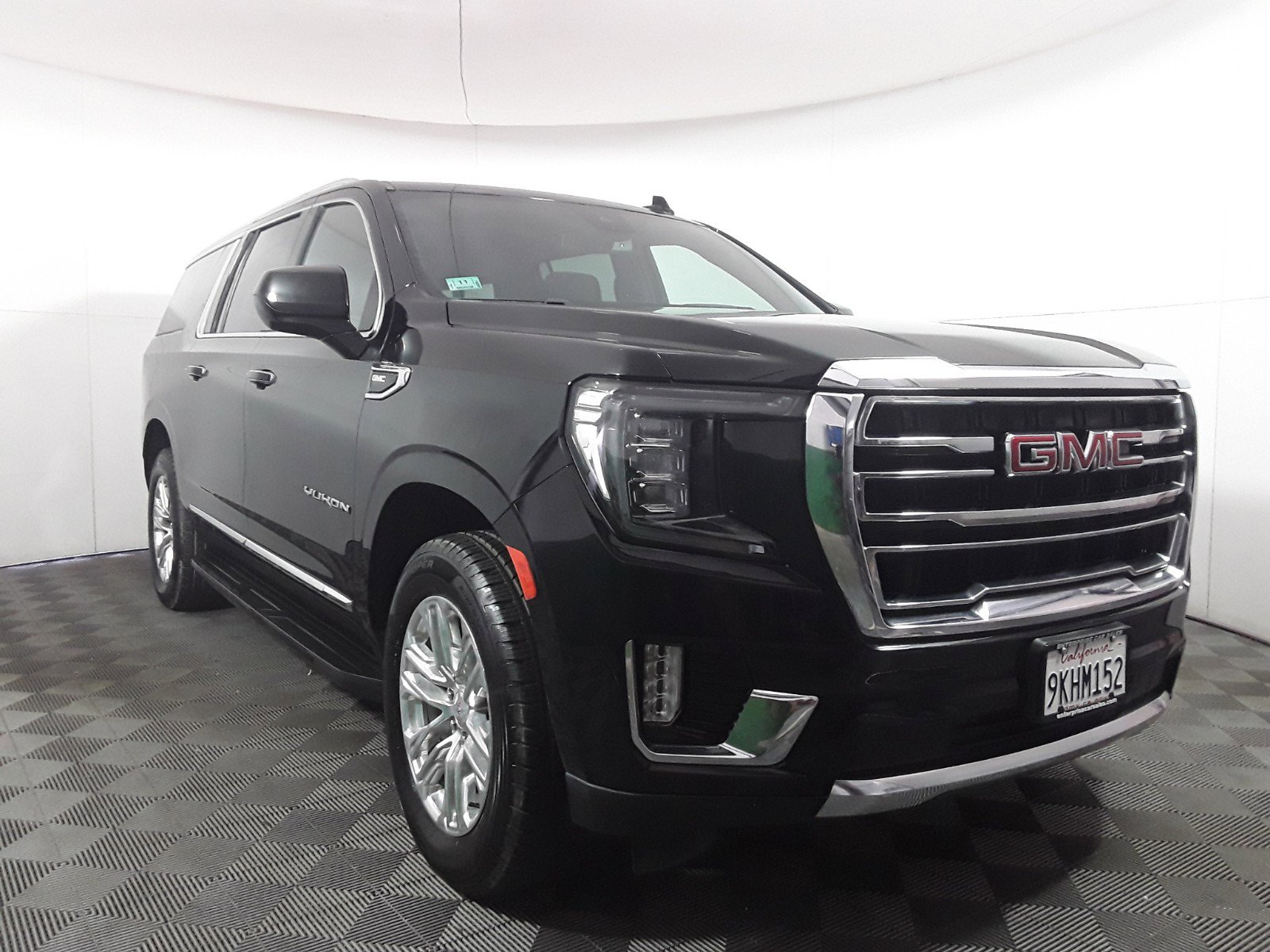 2023 GMC Yukon XL 4WD 4dr SLT