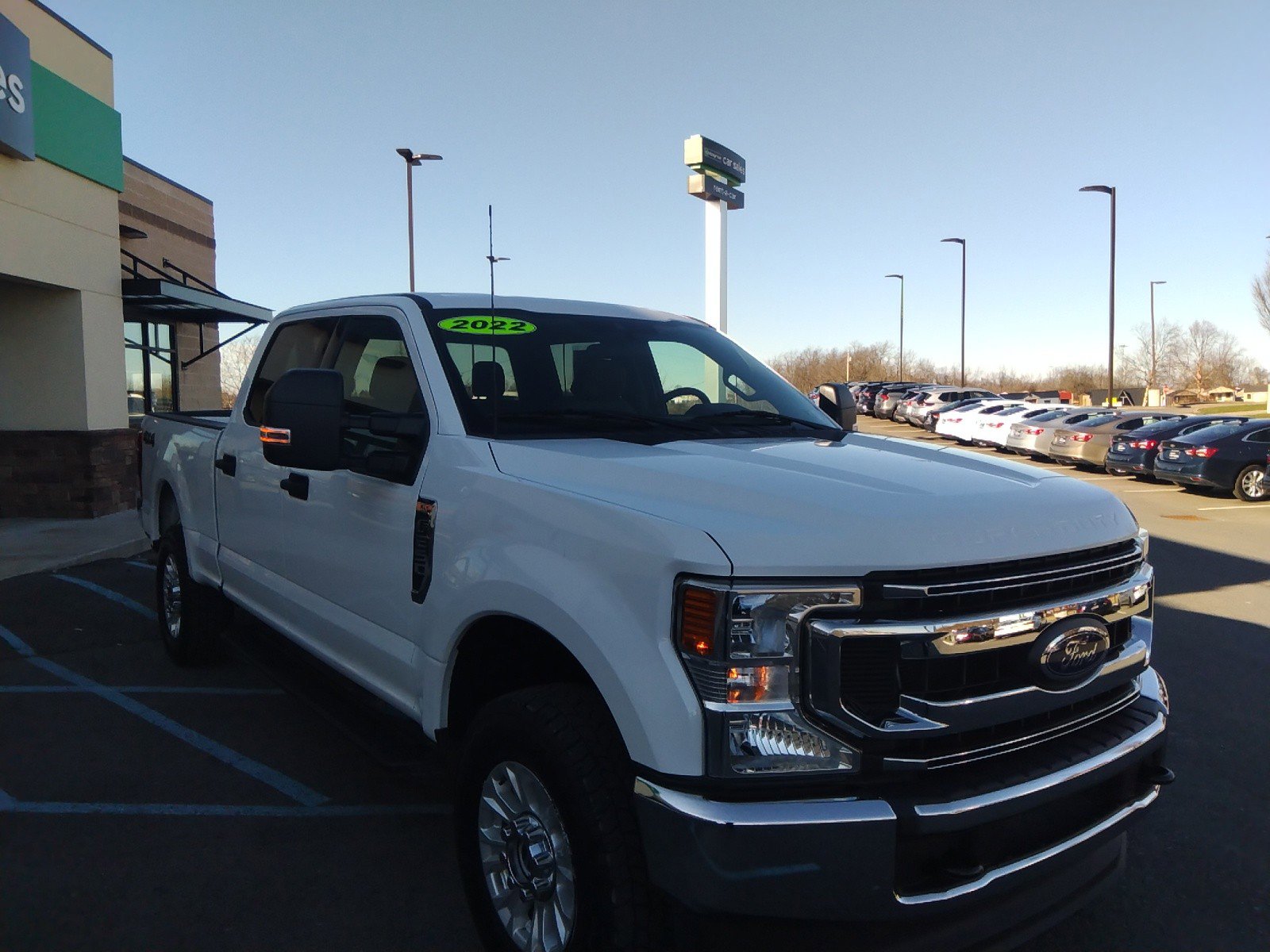 2022 Ford Super Duty F-250 SRW XLT 4WD Crew Cab 6.75' Box