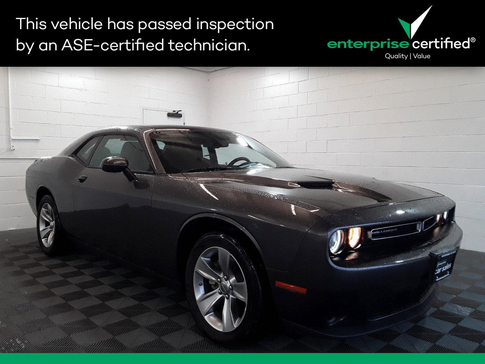 Used 2022 Dodge Challenger SXT RWD