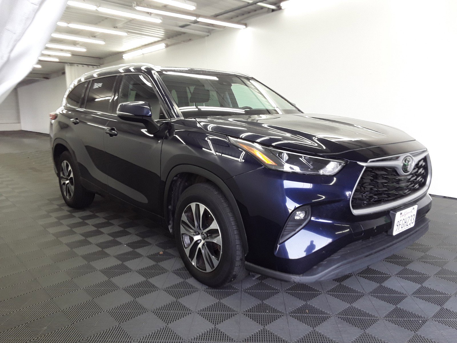 2022 Toyota Highlander XLE FWD