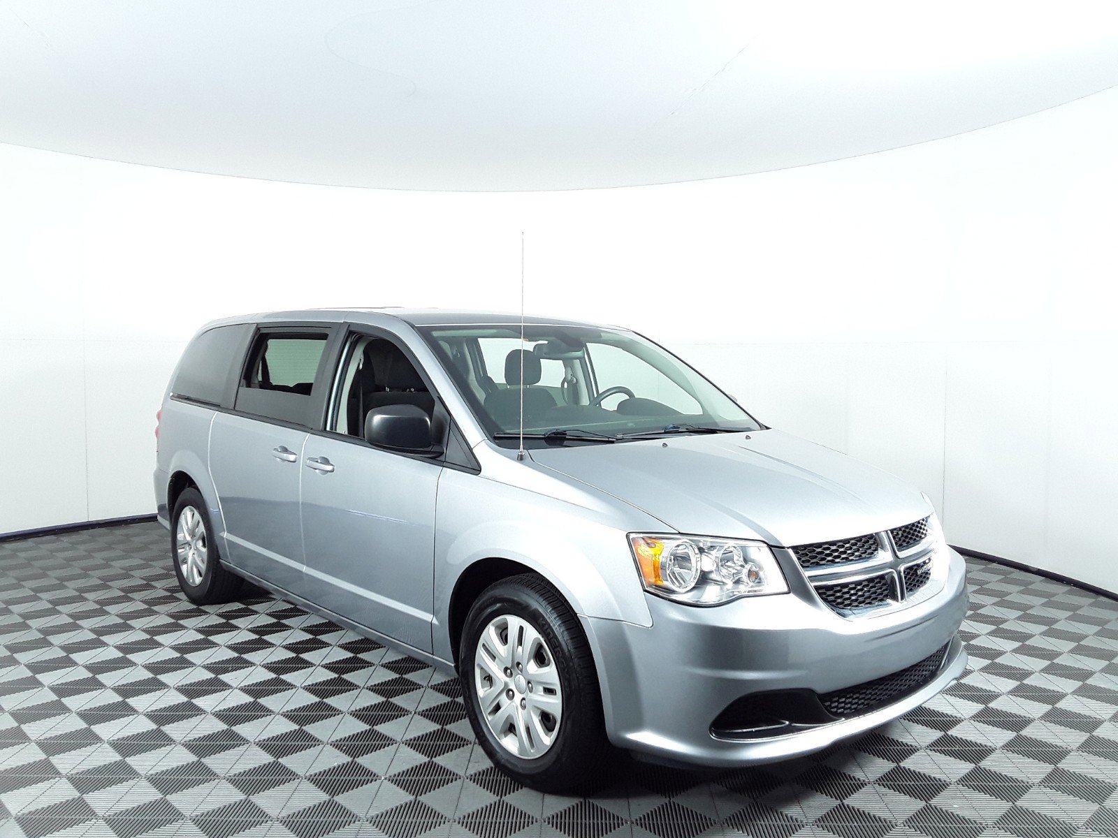 2018 Dodge Grand Caravan SE Wagon