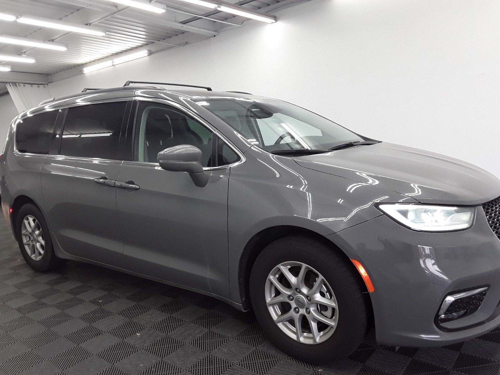 2022 Chrysler Pacifica Touring L FWD