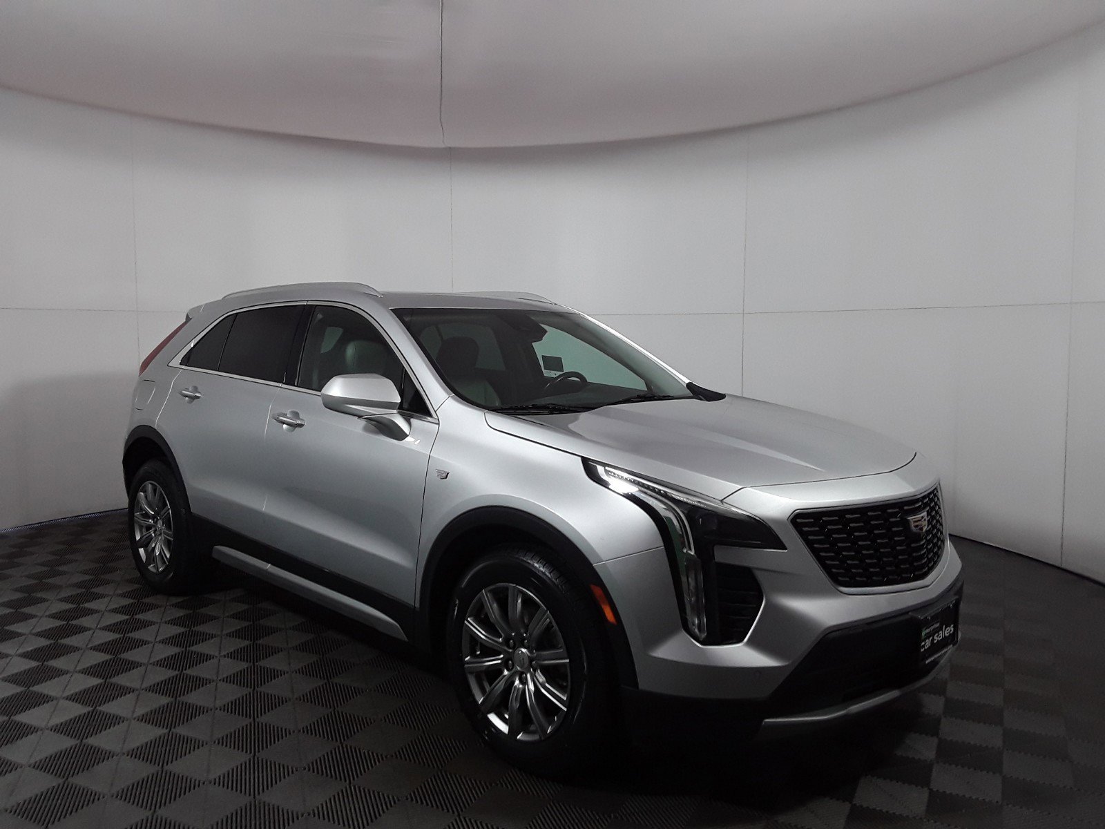 2020 Cadillac XT4 FWD 4dr Premium Luxury