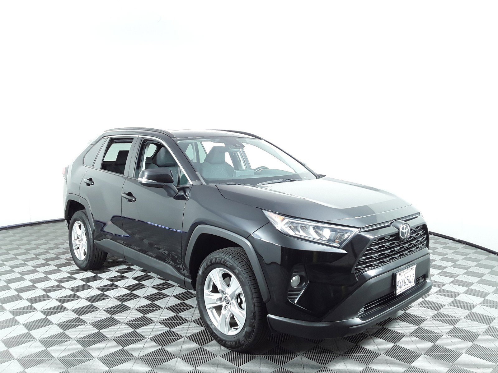 Used 2021 Toyota RAV4 XLE FWD