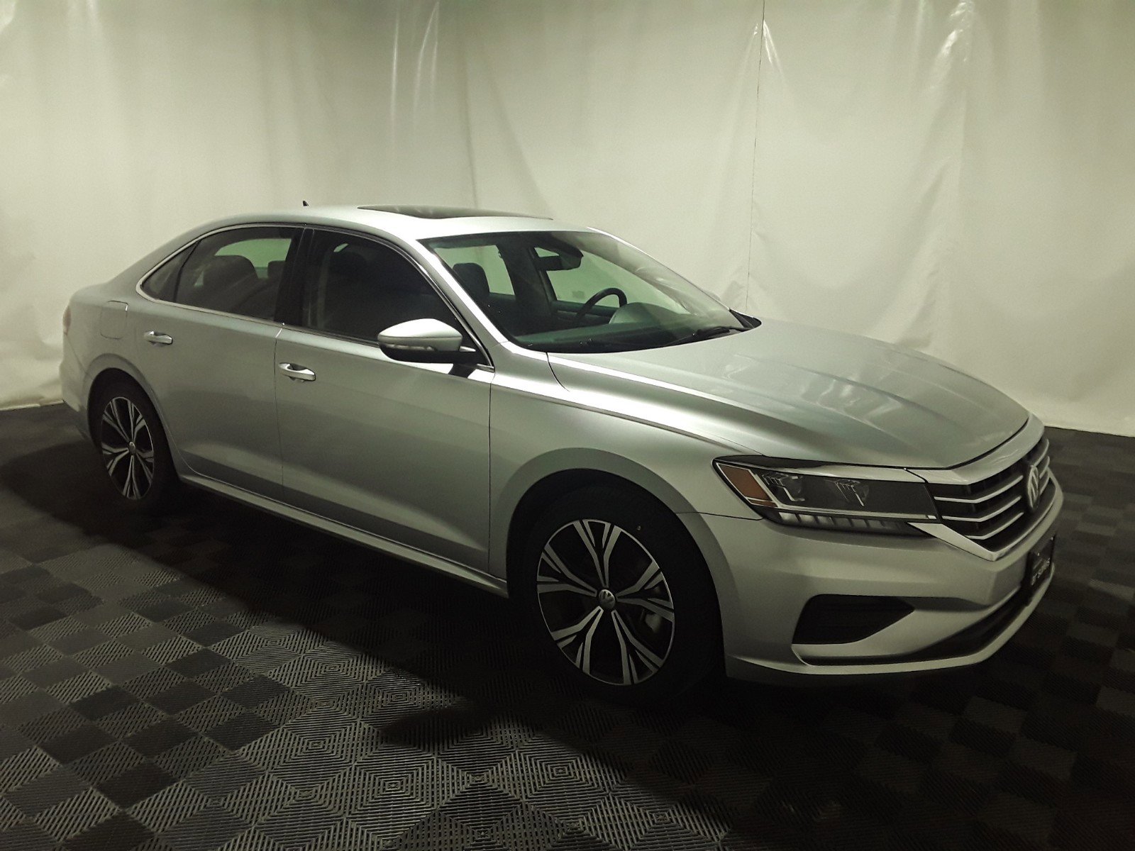 Used 2021 Volkswagen Passat 2.0T SE Auto