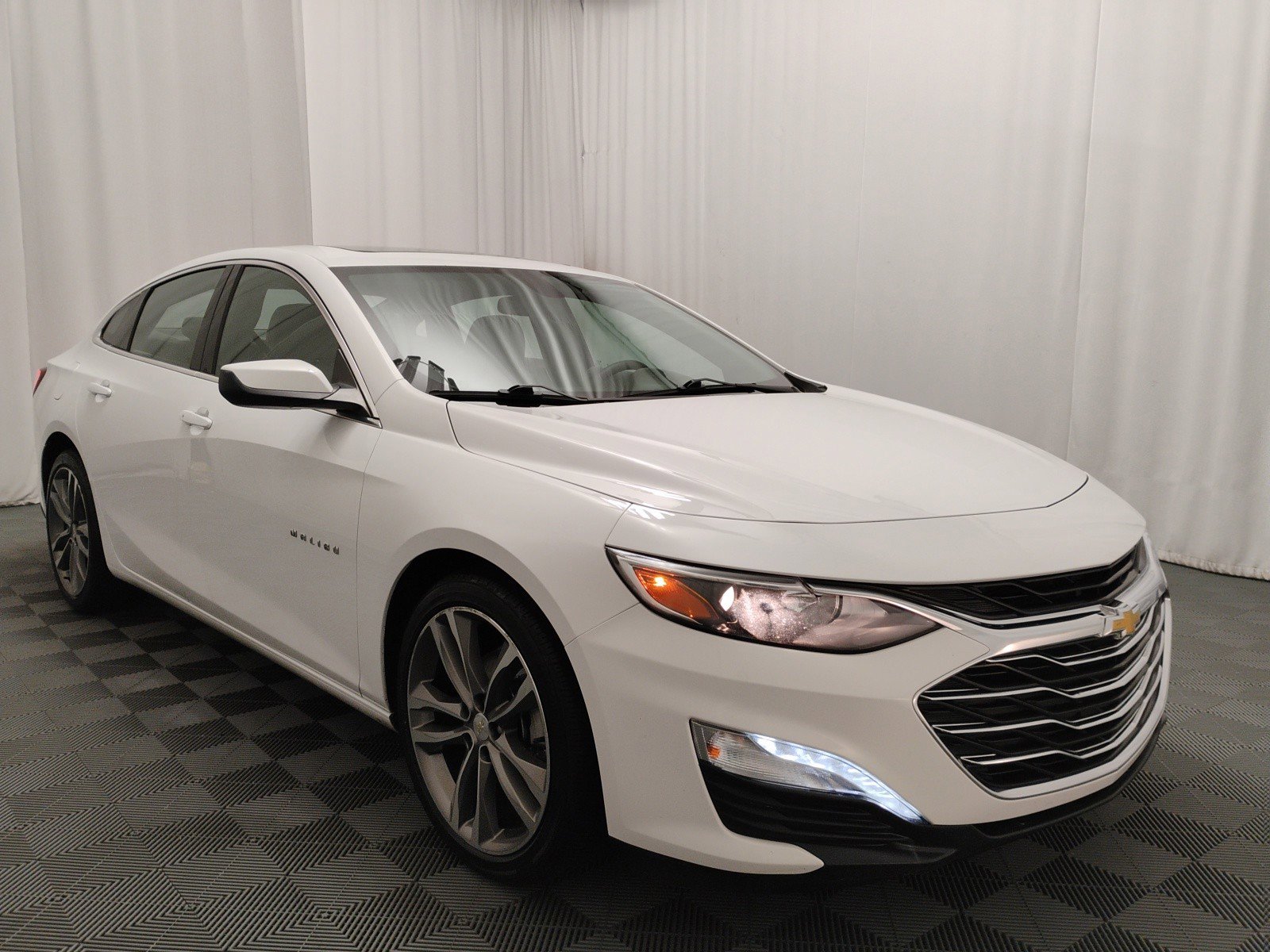 2022 Chevrolet Malibu 4dr Sdn LT