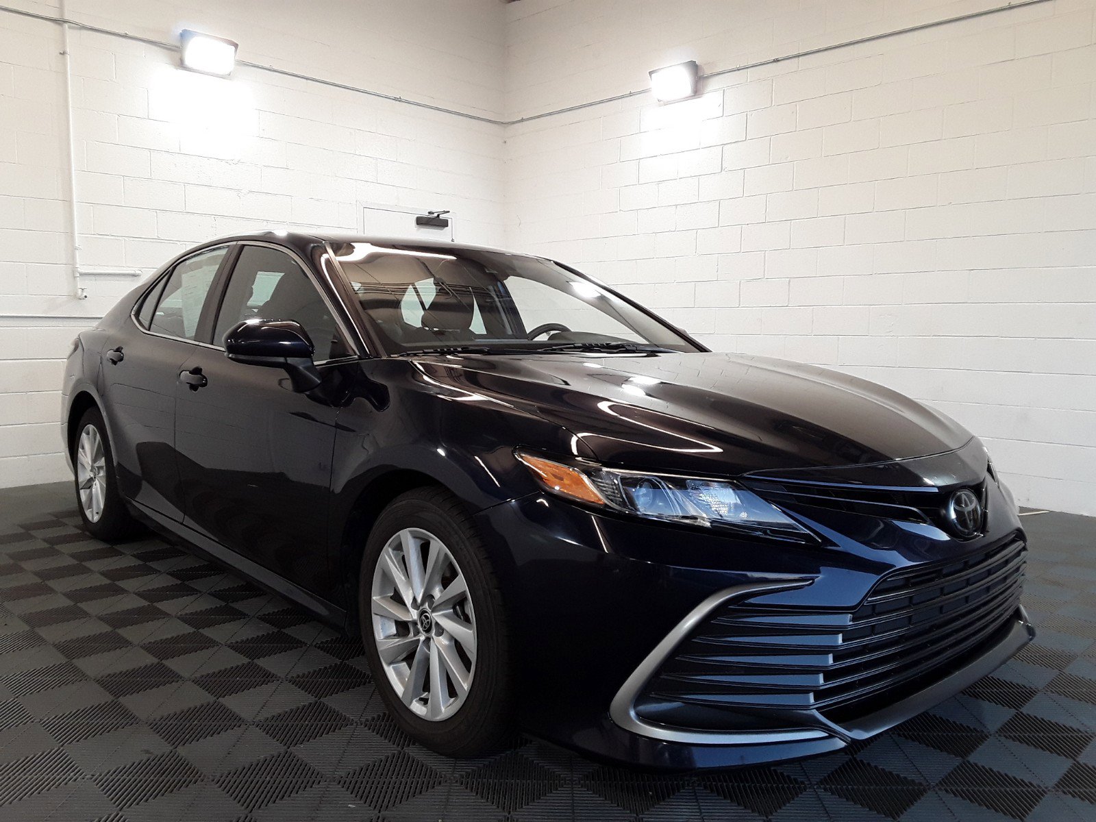 2022 Toyota Camry LE Auto