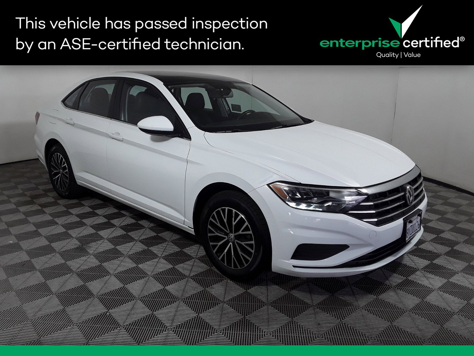 Used 2021 Volkswagen Jetta SE Auto