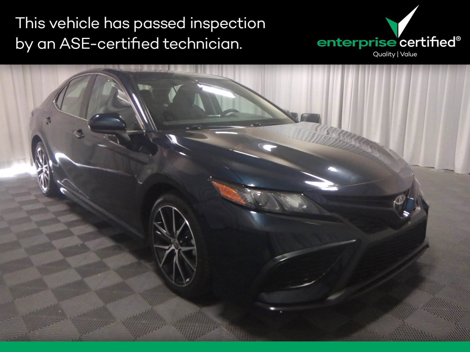 Used 2021 Toyota Camry SE Auto