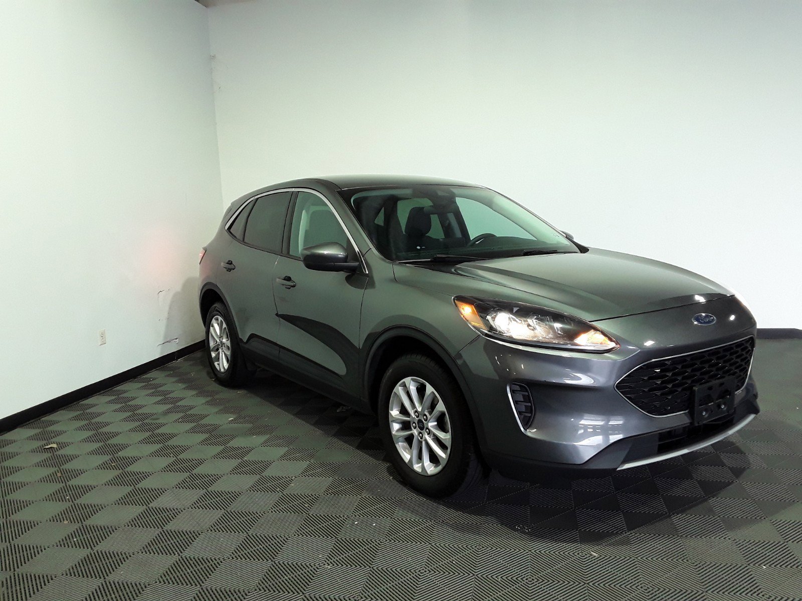 Used 2021 Ford Escape SE AWD