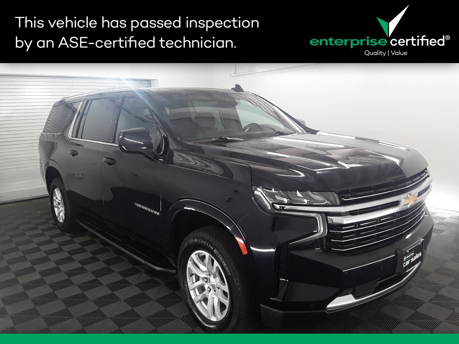 2023 Chevrolet Suburban 4WD 4dr LT