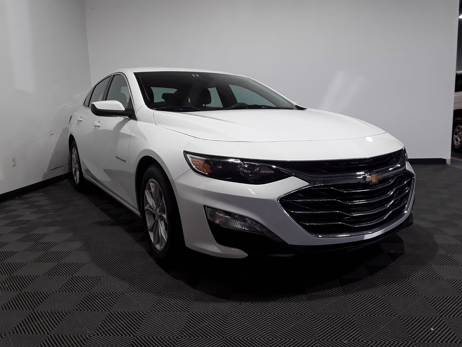 2022 Chevrolet Malibu 4dr Sdn LT