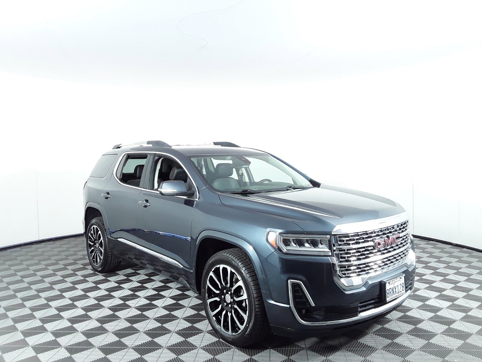 2020 GMC Acadia FWD 4dr Denali