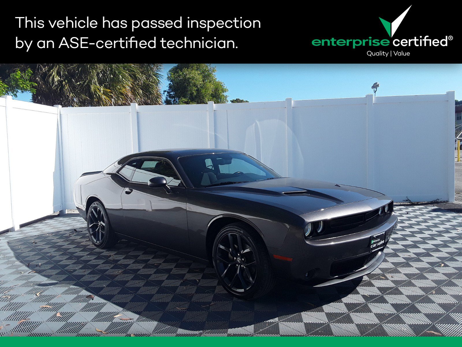 Used 2022 Dodge Challenger SXT RWD