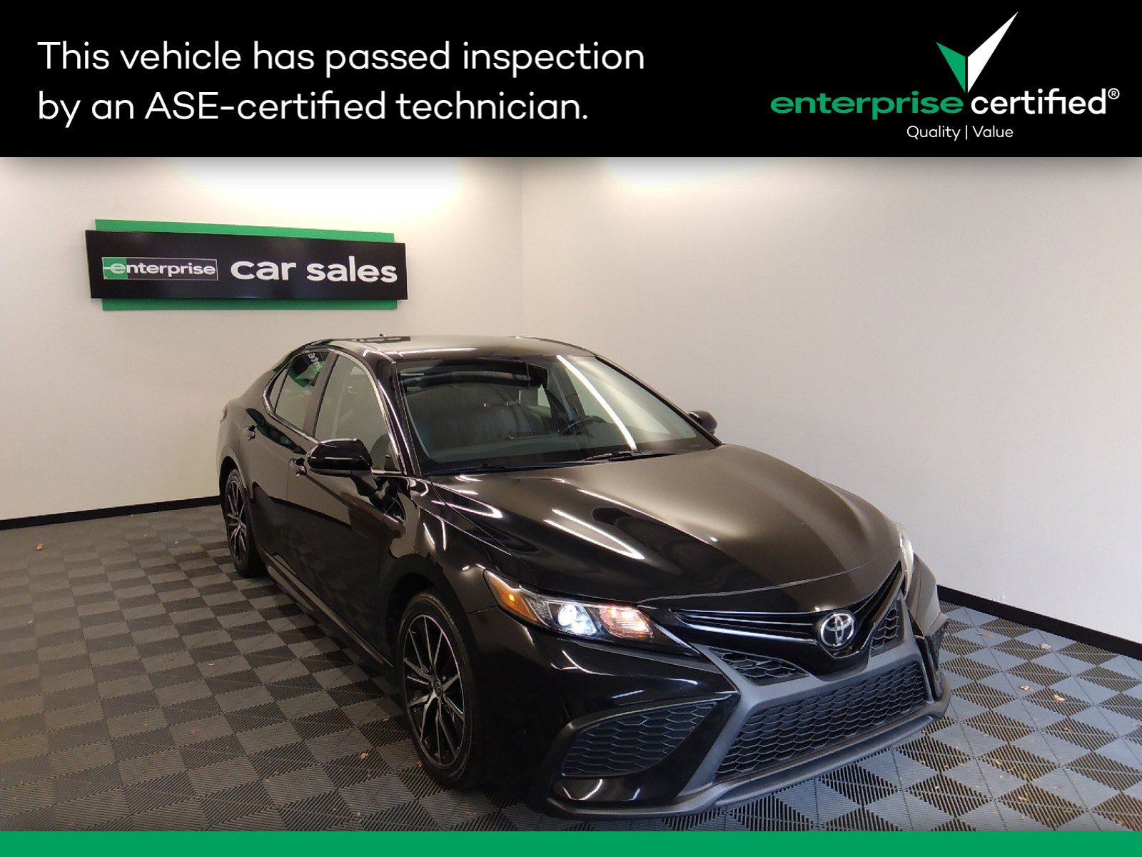 Used 2021 Toyota Camry SE Auto