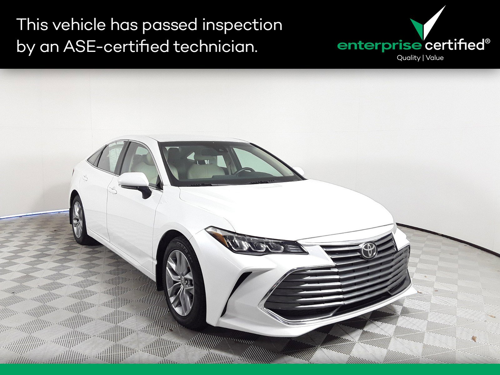 Used 2022 Toyota Avalon XLE FWD